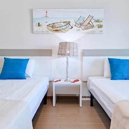 Sea View At Rocha Prime בית אירוח *